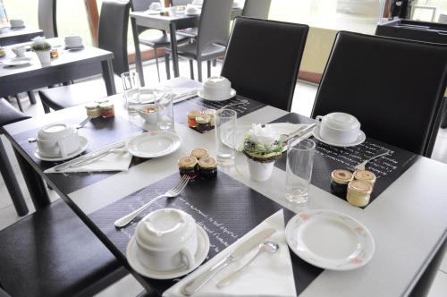 Hotel Restaurant Le Relais De Pouilly - 레스토랑
