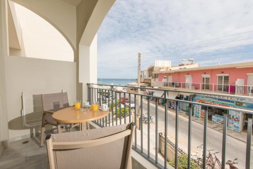Anita Beach Hotel - image 14