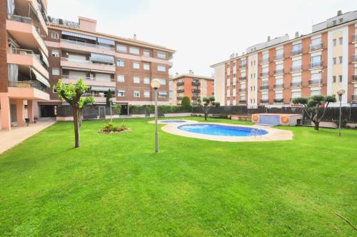 Apartment with Terrace image 4