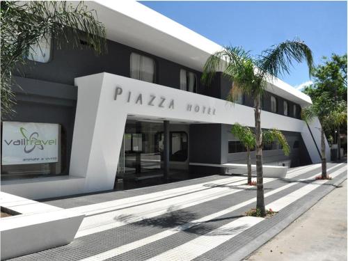 PIAZZA HOTEL