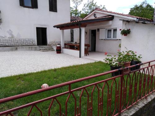  Holiday Home Magdalena, Pension in Pićan