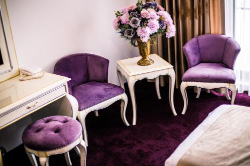 Royal Boutique Mangalia Breeze – Mangalia, CA