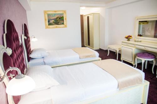 Royal Boutique Mangalia Breeze – Mangalia, CA