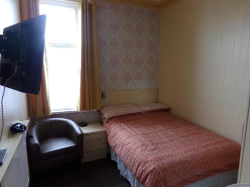 St Annes Hotel - image 11