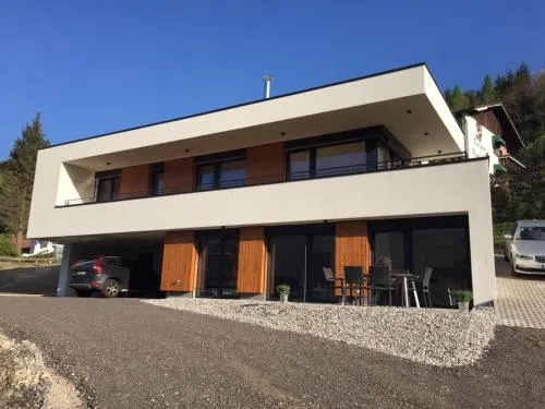 Seechalet in Altossiach, Österreich