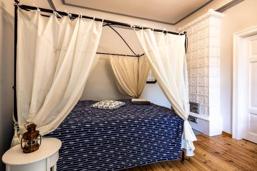 Two-Bedroom Apartment image 5