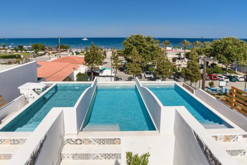 Mylos Luxury Escape