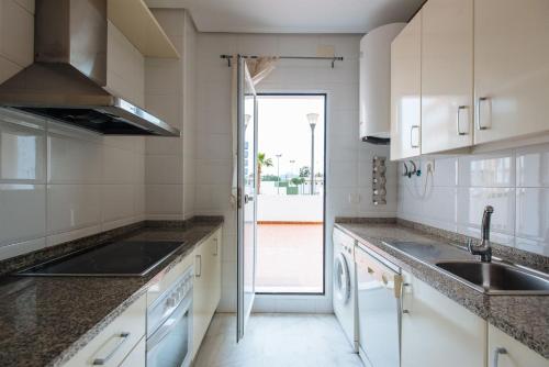 Playa del Cantil, 3 bedrooms and 2 free parking