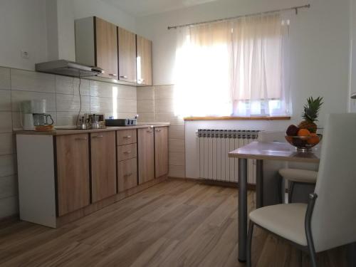 Apartmani Sara i Marta - image 13
