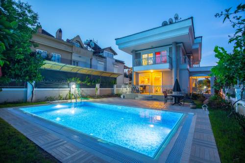  Villa Poyraz Marmaris Daily Weekly Rentals in Marmaris
