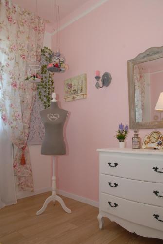 Tami Holidays - image 10