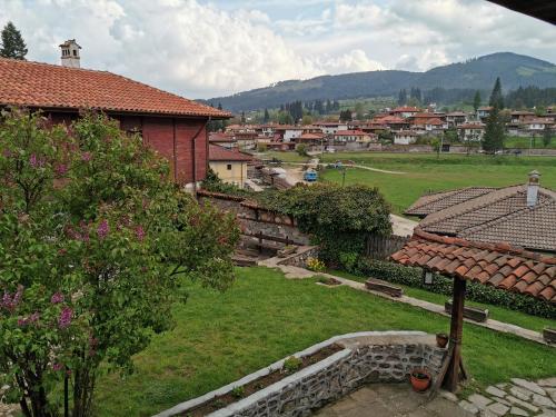 Hadji Neikovi Guest Houses - image 11