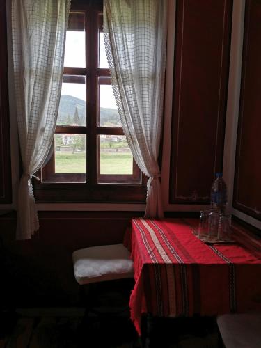 Hadji Neikovi Guest Houses - image 7