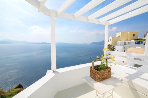 Menias Cave House - image 3