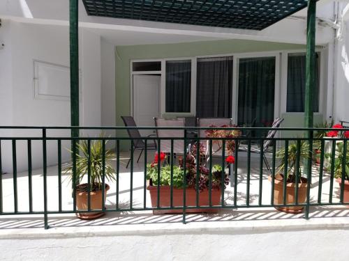 JKs GUESTHOUSE KARDAMAINA
