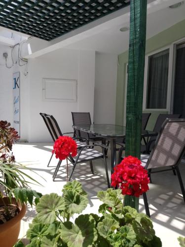 JKs GUESTHOUSE KARDAMAINA
