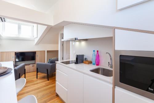 บริการและสิ่งอำนวยความสะดวก, Polery Apartments Center in อะซูเรม