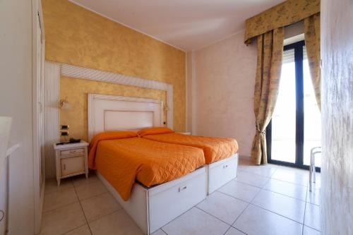 Hotel Diplomat Palace - main image