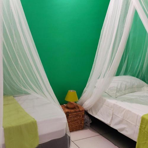 Escale Caraibes in ทรัว-ริวิเยร์