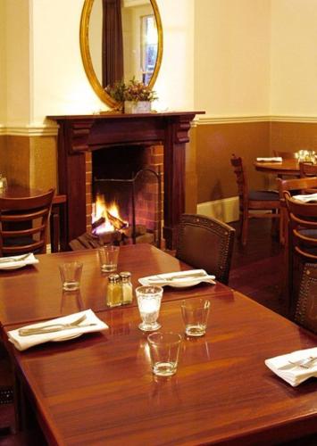 Rose & Crown Hotel Perth