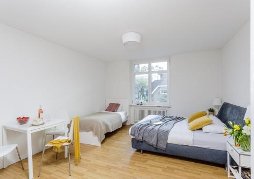 Rent a Home Delsbergerallee - Self Check-In