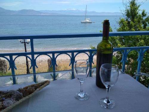  Spacious Seaside Apartment on the Wave in 25003 Diakopto