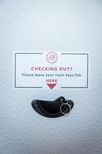 Bazpackers Hostel Room Type - Bed in 4-Bed Female Dormitory Room