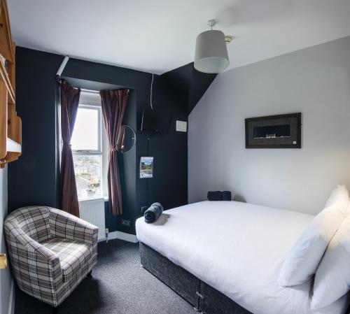 Bazpackers Hostel Room Type - Double Room with Shared Bathroom