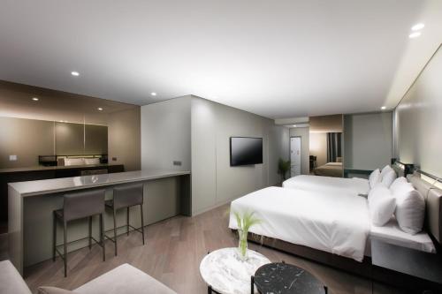 SR Suites Bundang