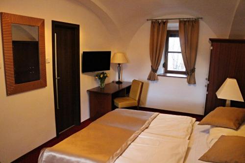 2 twin beds