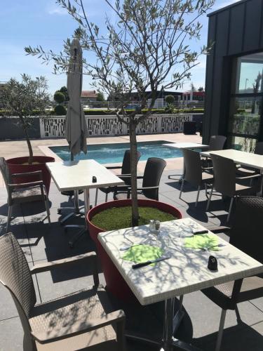 Facilities, The Originals City, Hôtel Hélios, Roanne Nord in Roanne