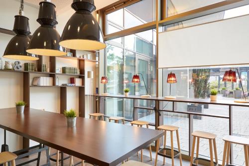 Park Inn by Radisson Stuttgart - image 10