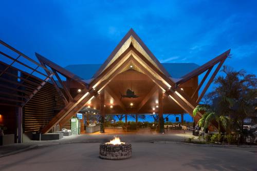 Coral Sea Resort & Casino in Honiara
