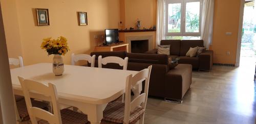 Apartamentos Green Novo Sancti Petri - image 9