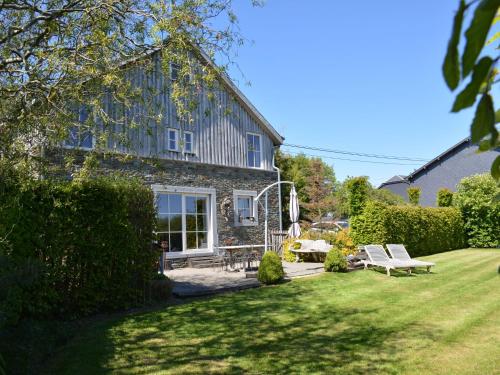 Peaceful Cottage in Jehonville - Location saisonnière - Jehonville