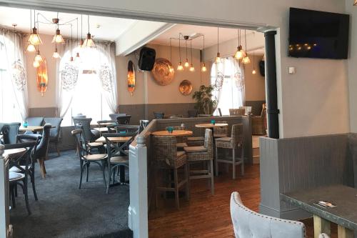 The Derby Hotel - image 3