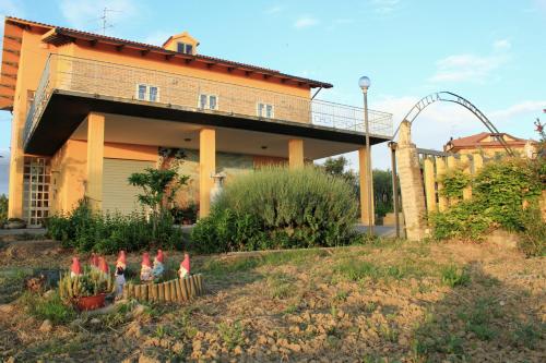 B&B Villa Angela, Pension in San Salvo bei Dogliola