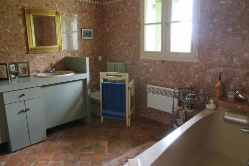 ห้องน้ำ, Chez Claire in ชาร์สนุย