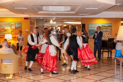 莱昂尼公园阿卡西亚度假酒店