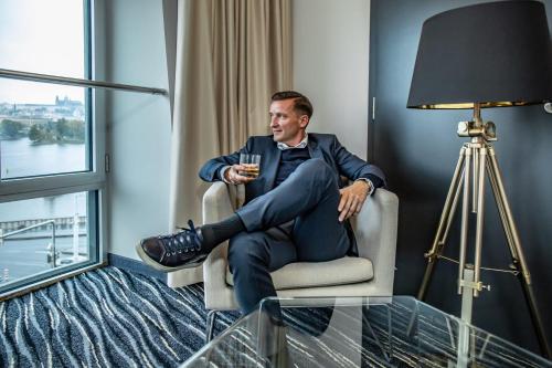 Dancing House - Tančící dům hotel - image 2