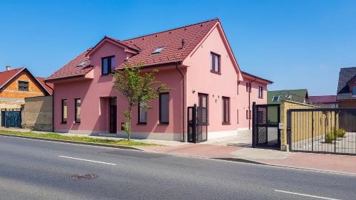 Apartment De Luna, Praha