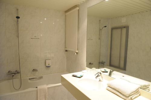 Hotel Princess - image 3