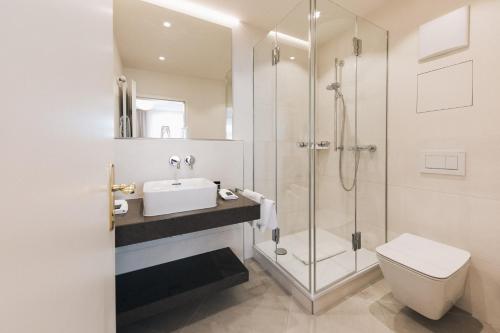 Hotel Weisser Bock - image 3