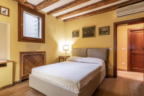 La Tana Cozy Apartment in Campo San Maurizio, Benátky (fotografie 9)