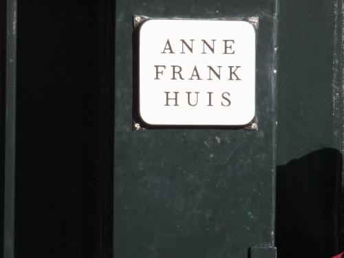 Residences Jordan 9 Streets - image 2