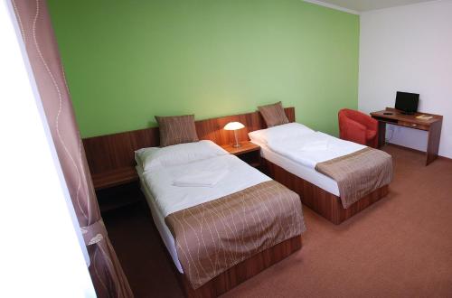 Double or Twin Room with Extra Bed