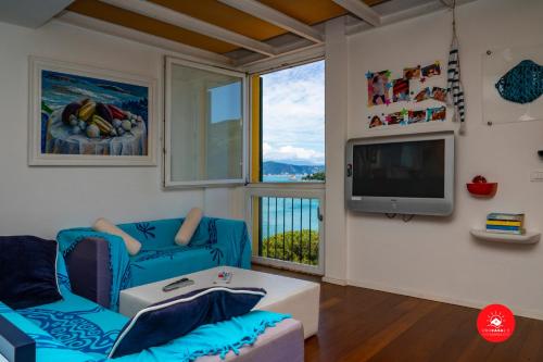 La Casa dagli Occhi Blu - Portovenere