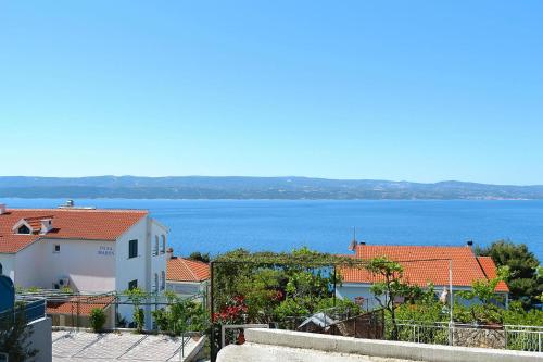  Apartments in der Villa Marin Omis-Stanici - CDM05001-SYA in Čelina