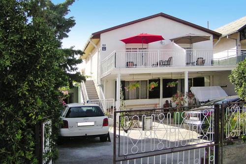  Apartment Franjo Pirovac - CDN04097-CYA, Pension in Pirovac bei Banjevci