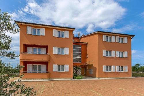  Apartments Rovinjsko Selo - CIS01303-DYB, Pension in Rovinjsko Selo